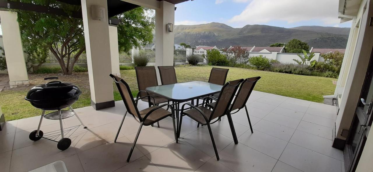 Hadingham Russell Holiday House Hermanus Exterior foto